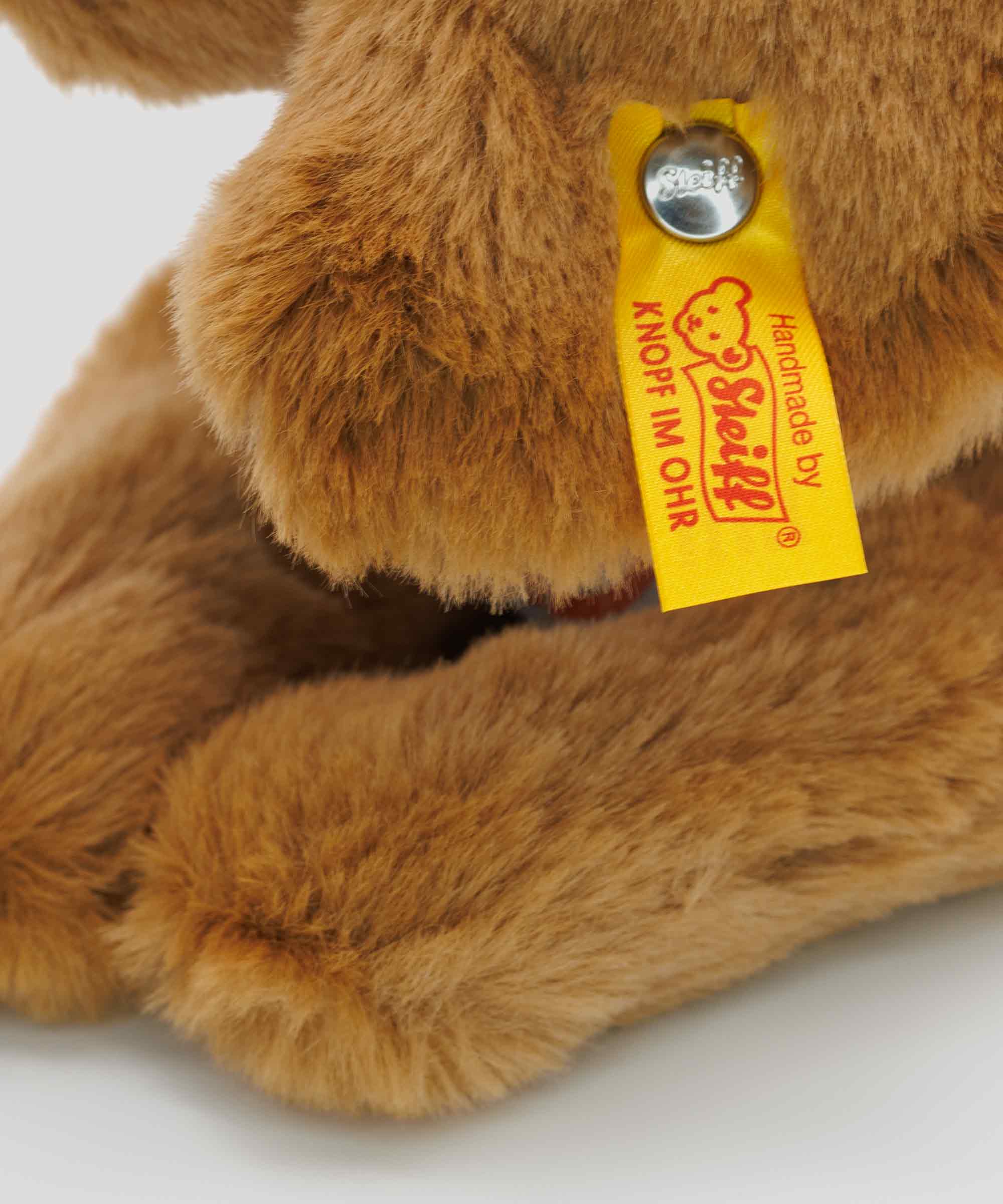 Goodwoof Labrador Soft Toy - Handmade by Steiff - Image 4